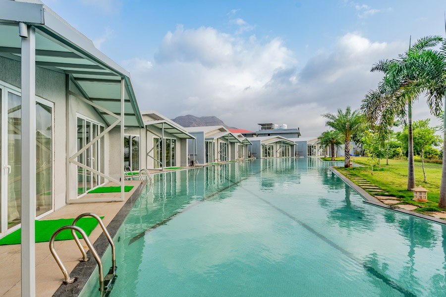 Forest Club Resort , Karjat